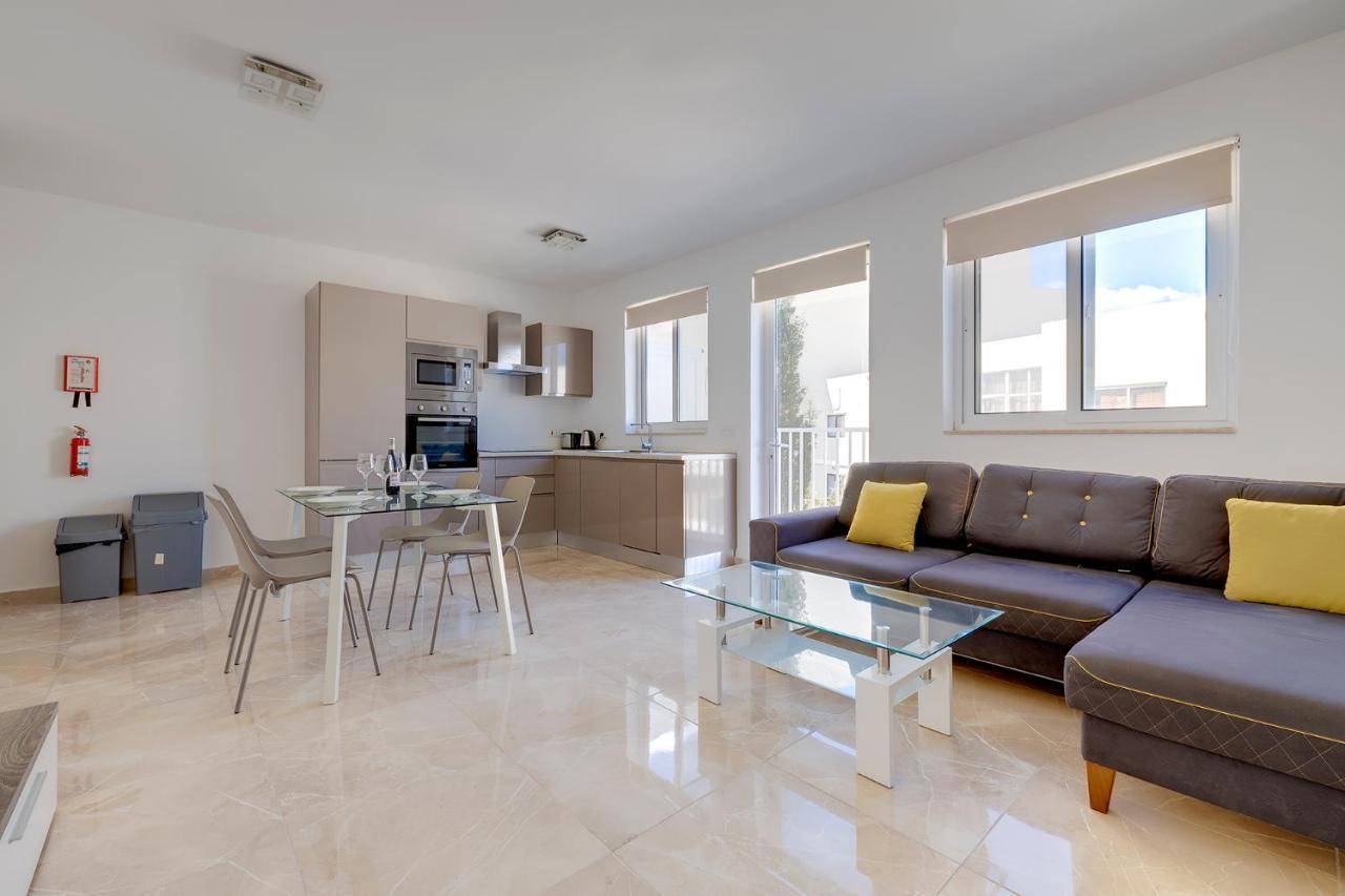 Modern 2Br Apartment In Central St Julian'S Saint Julian's Екстер'єр фото